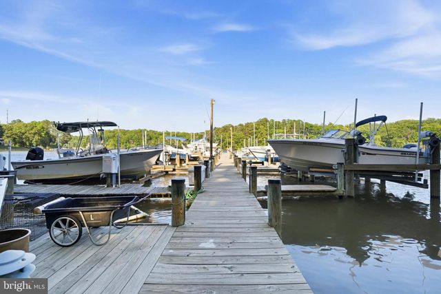7440 SEDWICK CT, Saint Leonard, MD 20685
