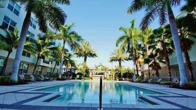 2421 NE 65th Street 205, Fort Lauderdale, FL 33308