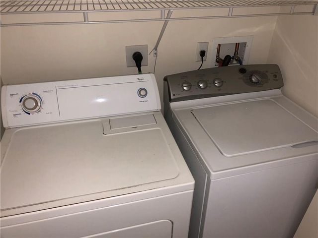 2421 NE 65th Street 205, Fort Lauderdale, FL 33308
