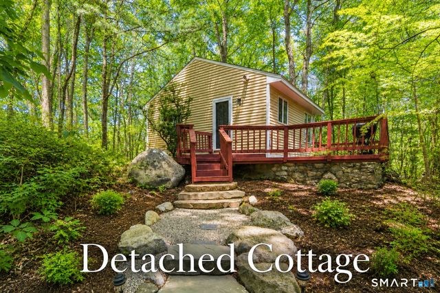 39 Powder Horn Hill Road, Wilton, CT 06897