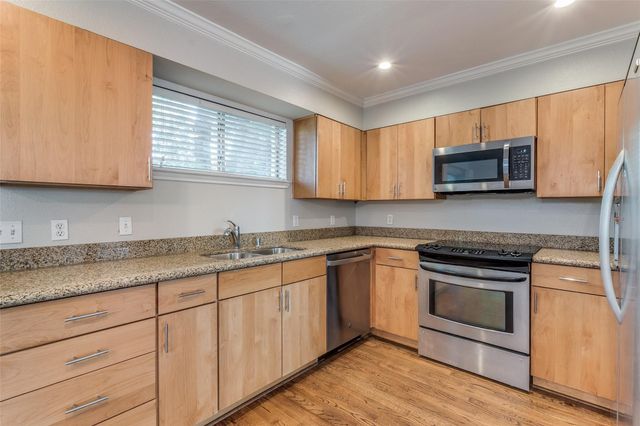 4616 W Lovers Lane 121, Dallas, TX 75209