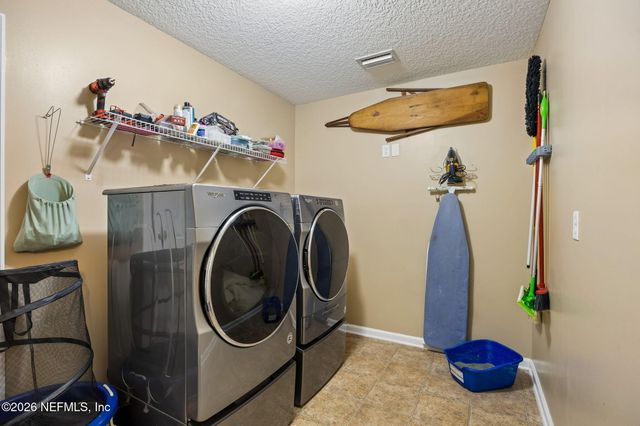 11189 SADDLE CLUB Drive, Jacksonville, FL 32219