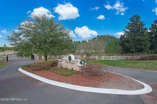 11189 SADDLE CLUB Drive, Jacksonville, FL 32219