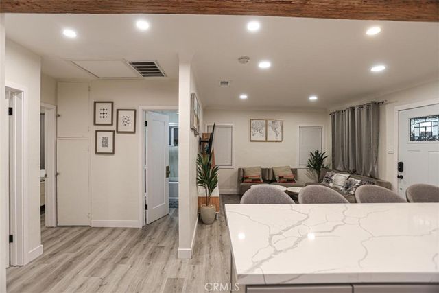 6792 Gaviota, Long Beach, CA 90805