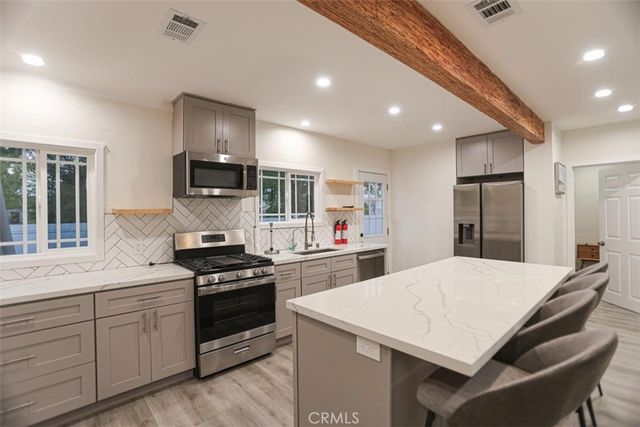 6792 Gaviota, Long Beach, CA 90805