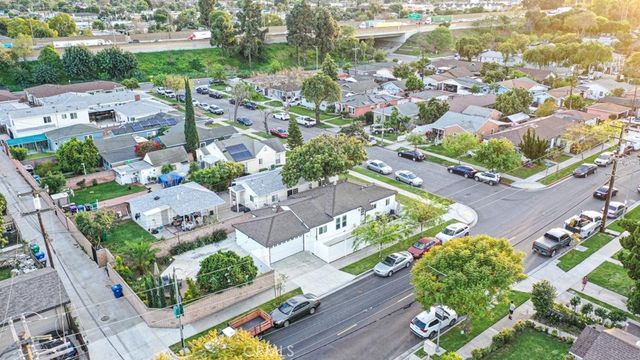 6792 Gaviota, Long Beach, CA 90805