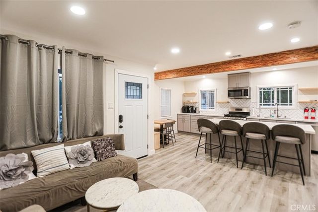 6792 Gaviota, Long Beach, CA 90805