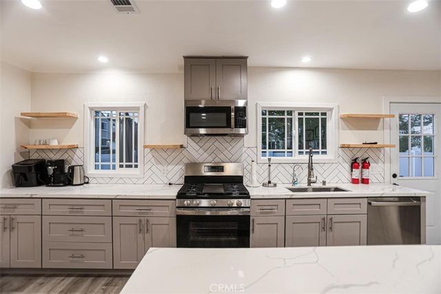 6792 Gaviota, Long Beach, CA 90805