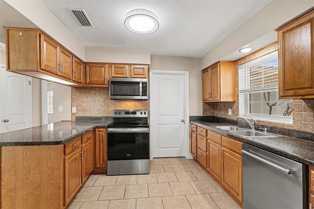 1338 PILGRIM RD, Spring Hill, FL 34606