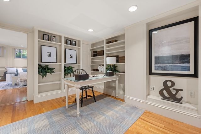 398 Marlborough St 1, Boston, MA 02115