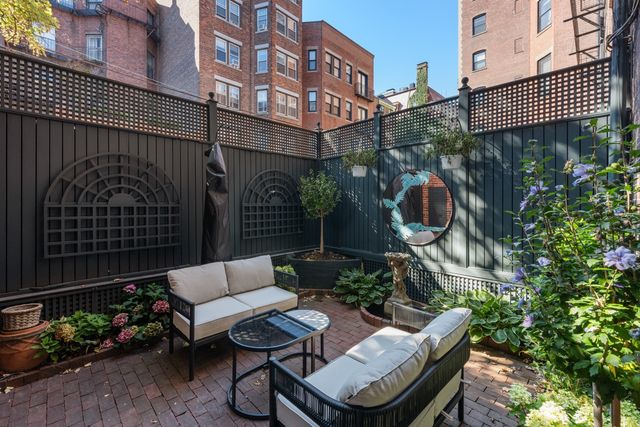 398 Marlborough St 1, Boston, MA 02115