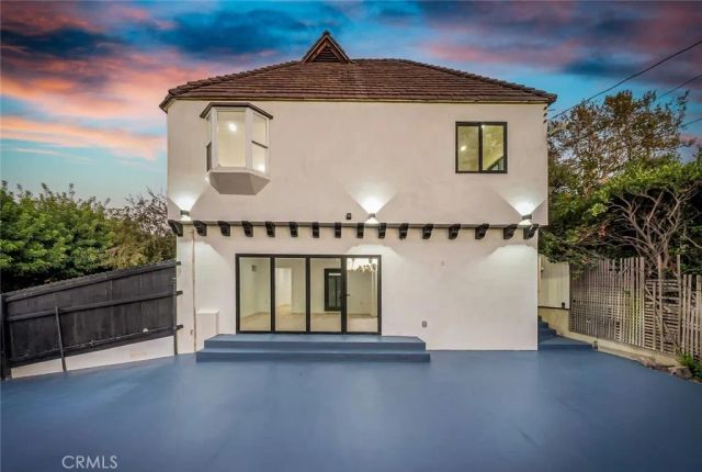 1145 S Longwood, Los Angeles, CA 90019
