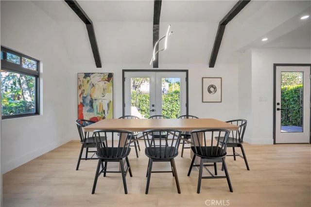 1145 S Longwood, Los Angeles, CA 90019