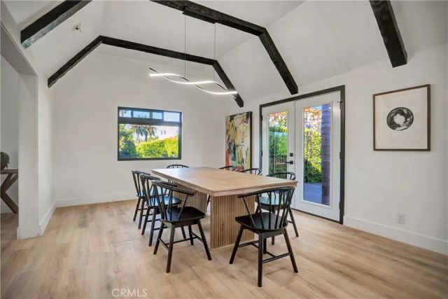 1145 S Longwood, Los Angeles, CA 90019