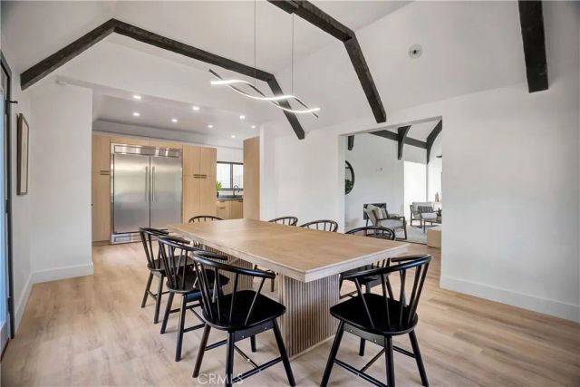 1145 S Longwood, Los Angeles, CA 90019