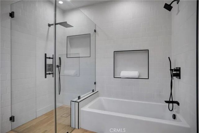 1145 S Longwood, Los Angeles, CA 90019