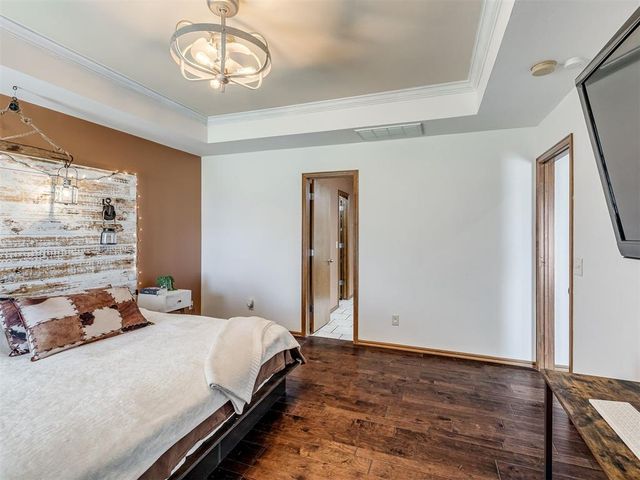 10961 Gracie Drive, Edmond, OK 73025