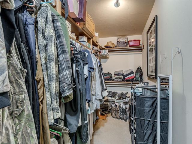 10961 Gracie Drive, Edmond, OK 73025