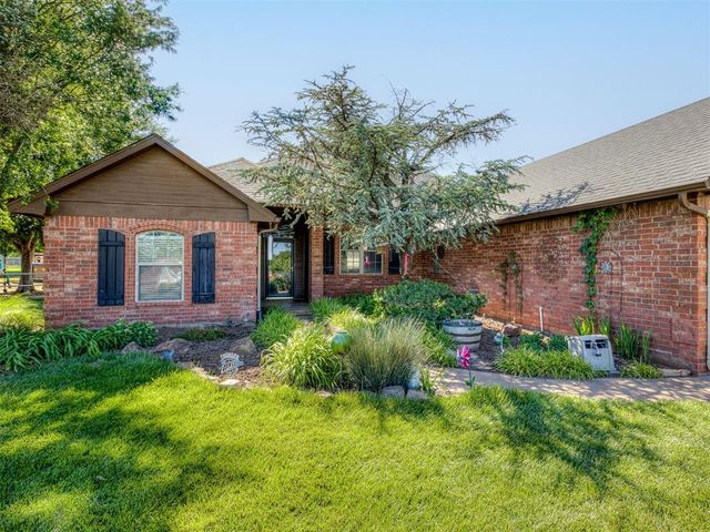 10961 Gracie Drive, Edmond, OK 73025