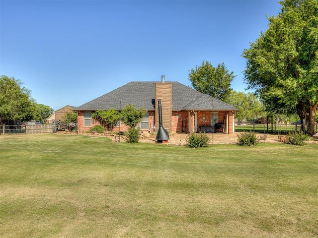 10961 Gracie Drive, Edmond, OK 73025