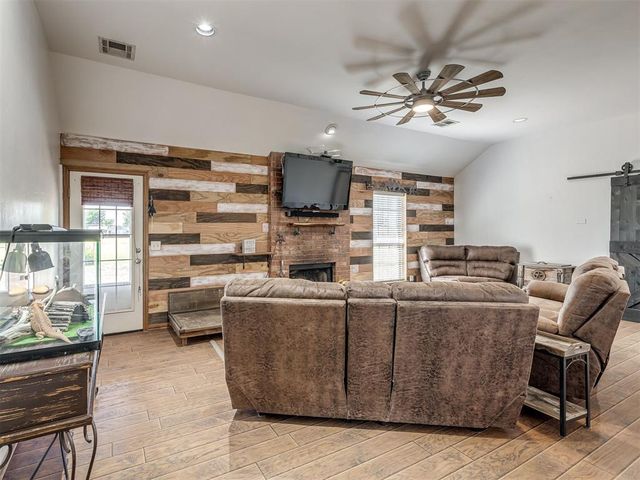10961 Gracie Drive, Edmond, OK 73025