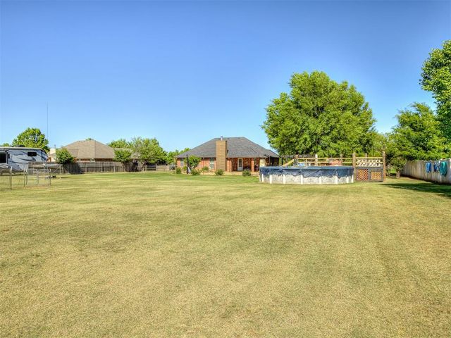 10961 Gracie Drive, Edmond, OK 73025