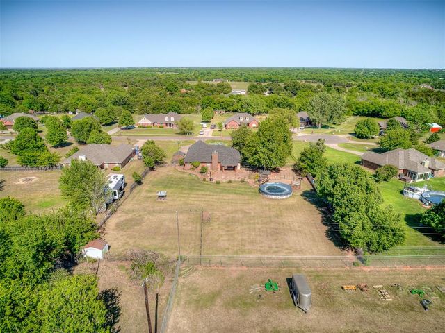 10961 Gracie Drive, Edmond, OK 73025