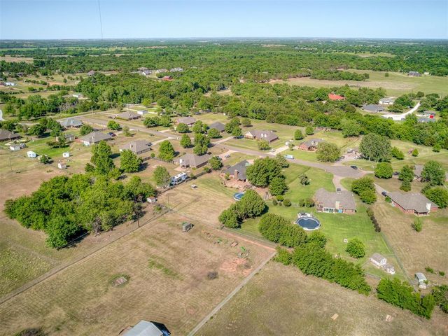 10961 Gracie Drive, Edmond, OK 73025