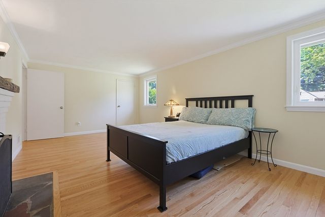71 Carpenter Rd, Walpole, MA 02081