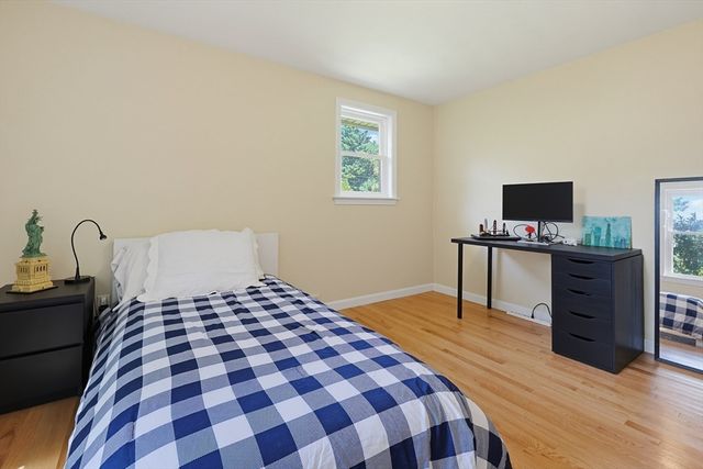 71 Carpenter Rd, Walpole, MA 02081