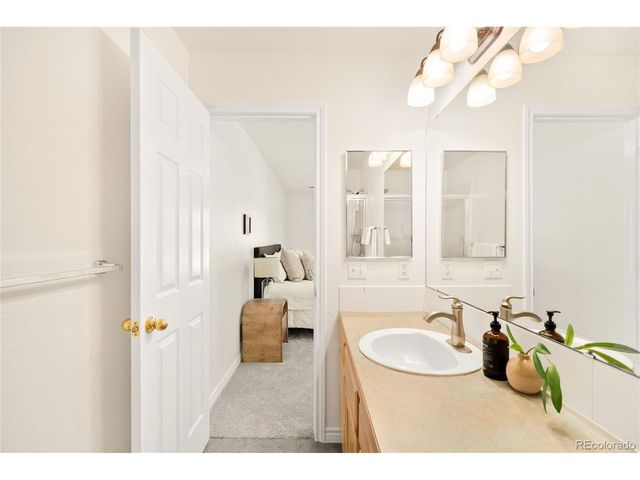 818 S Terry St B9, Longmont, CO 80501