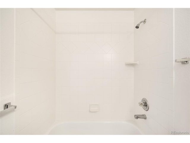 818 S Terry St B9, Longmont, CO 80501