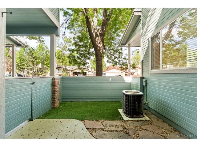 818 S Terry St B9, Longmont, CO 80501