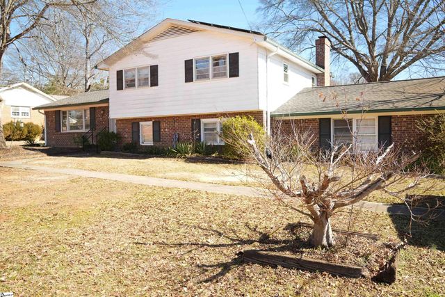 106 Dexter Drive, Taylors, SC 29687