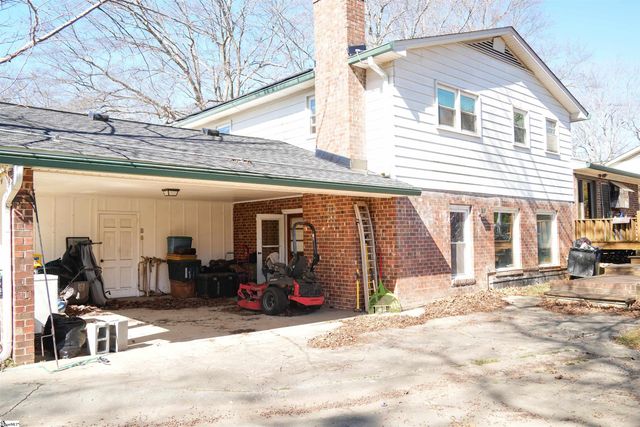 106 Dexter Drive, Taylors, SC 29687