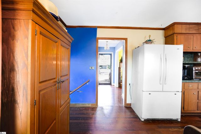 106 Dexter Drive, Taylors, SC 29687