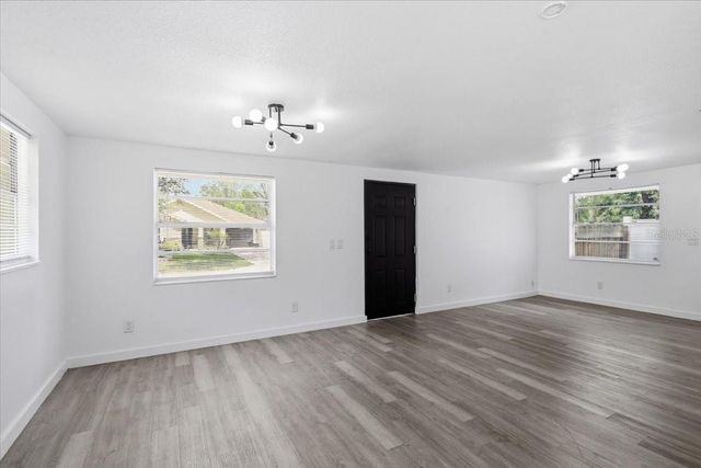 1723 E IDELL STREET, Tampa, FL 33604