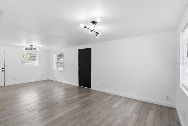 1723 E IDELL STREET, Tampa, FL 33604