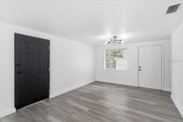 1723 E IDELL STREET, Tampa, FL 33604