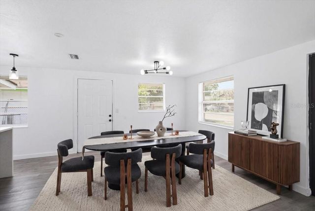 1723 E IDELL STREET, Tampa, FL 33604