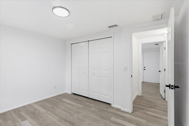 1723 E IDELL STREET, Tampa, FL 33604