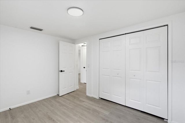 1723 E IDELL STREET, Tampa, FL 33604