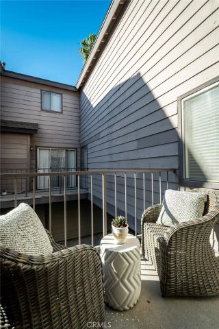 302 W Loraine Street 4, Glendale, CA 91202