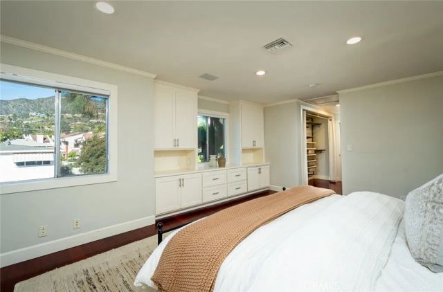 302 W Loraine Street 4, Glendale, CA 91202