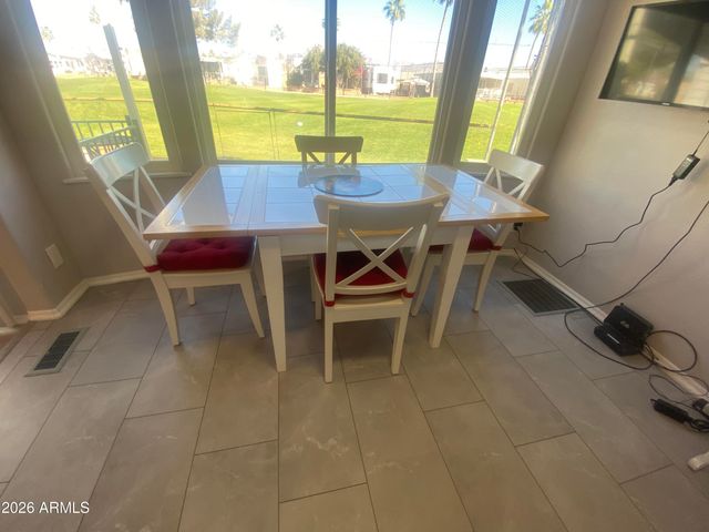 2275 S SEMINOLE Drive, Apache Junction, AZ 85119