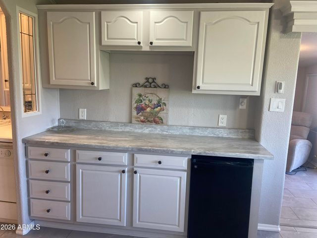 2275 S SEMINOLE Drive, Apache Junction, AZ 85119