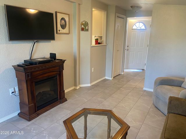 2275 S SEMINOLE Drive, Apache Junction, AZ 85119