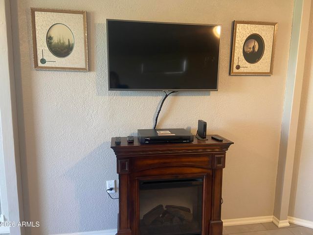 2275 S SEMINOLE Drive, Apache Junction, AZ 85119