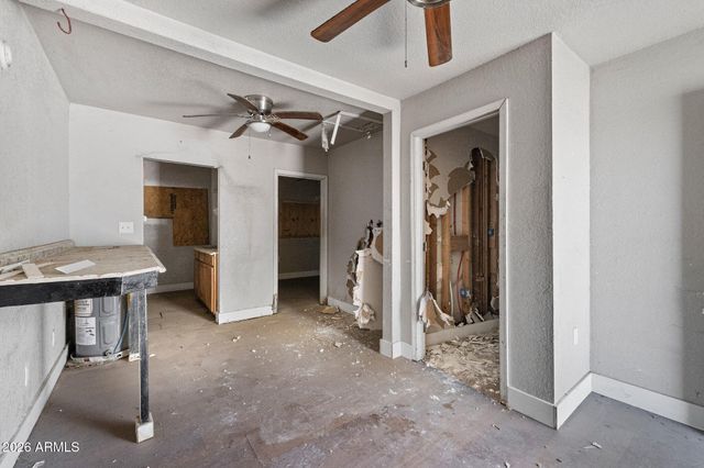 2021 W WASHINGTON Street, Phoenix, AZ 85009