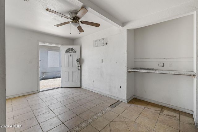 2021 W WASHINGTON Street, Phoenix, AZ 85009